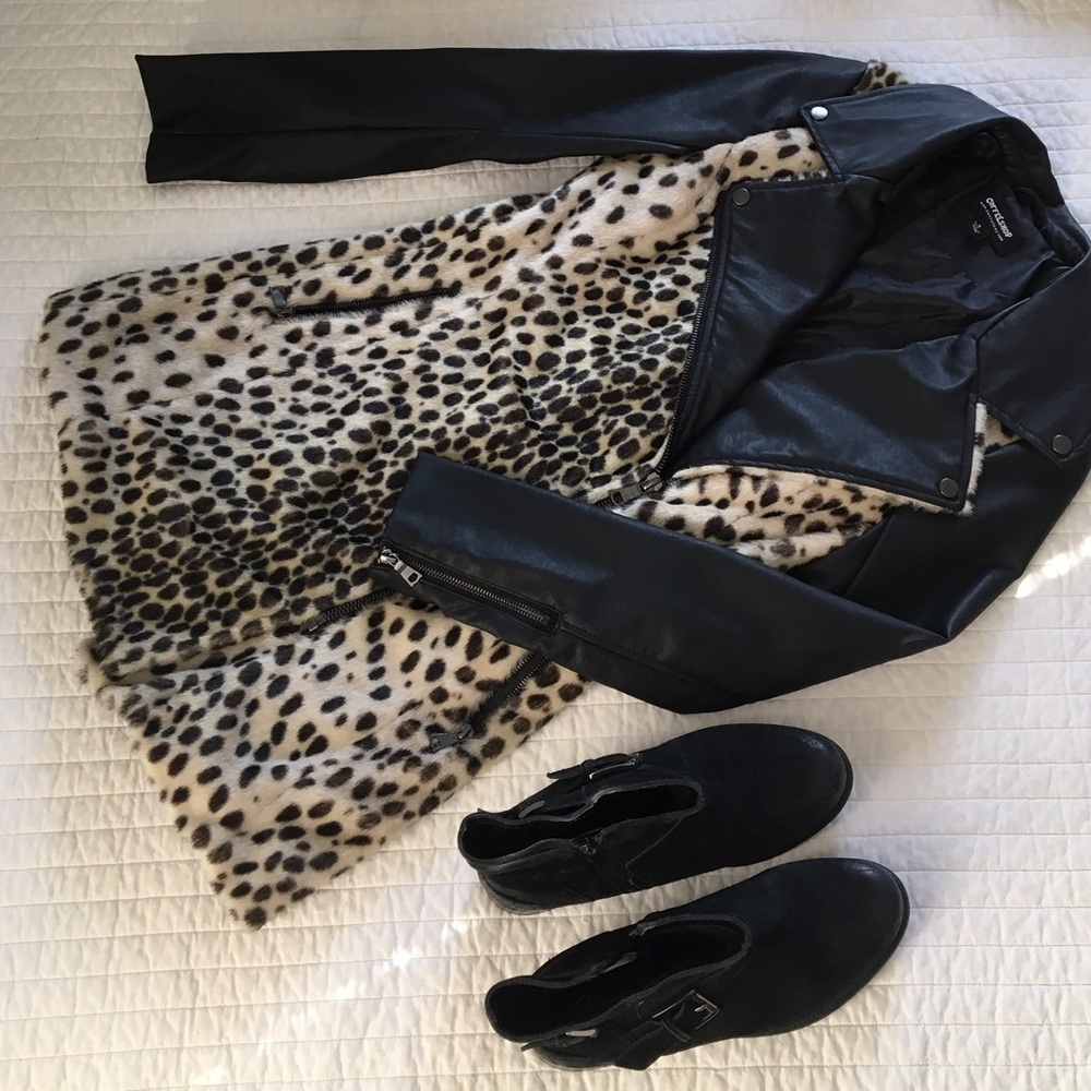 Coffeeshop x Nasty Gal Snow Leopard Coat - Size S
